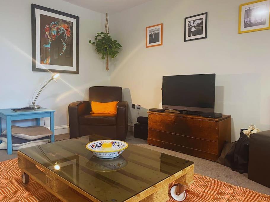 No.2 Folkestone Apartment Екстериор снимка